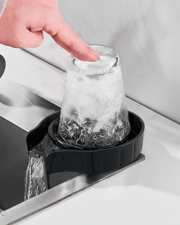 Gemini_Generated_Image_yzjyp0yzjyp0yzjy GRIFO AUTOMÁTICO PARA LAVADO FREGADERO VASOS COCINA ENJUAGADOR