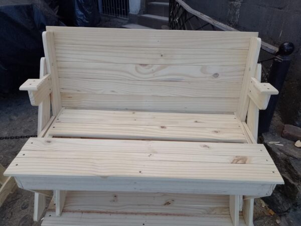 Mesa-Banca Convertible de Pino Canadiense – Acabados Exclusivos